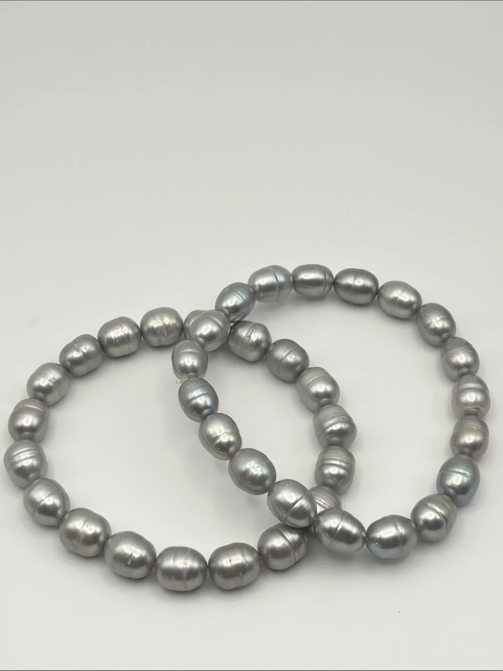 Silver Gray Freshwater Pearl Stretch Bracelets - Picture 1 of 3